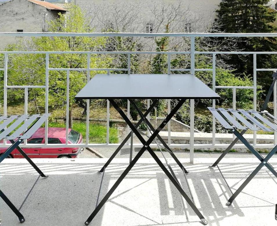 Beaufort-sur-Gervanne Hotel Du Midi מראה חיצוני תמונה